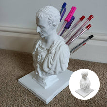 Load image into Gallery viewer, Julius Caesar Desk Pen Holder