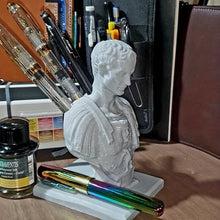 Load image into Gallery viewer, Julius Caesar Desk Pen Holder