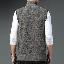 Load image into Gallery viewer, Men&#39;s Fleece Vest