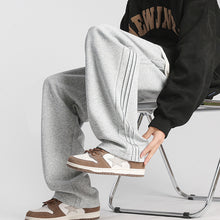 Load image into Gallery viewer, Men&#39;s Solid Drawstring Waist Sweatpant