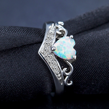 Load image into Gallery viewer, Opal Heart Ring