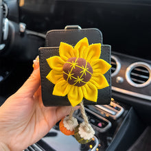 Load image into Gallery viewer, Car Vent Organizer Flower Case