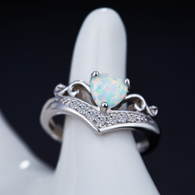 Load image into Gallery viewer, Opal Heart Ring