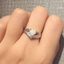 Load image into Gallery viewer, Opal Heart Ring