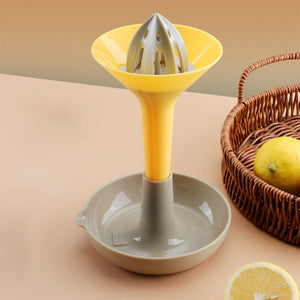 Rotary manual juicer