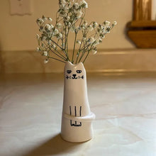 Load image into Gallery viewer, Cat Tiny Vase