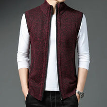 Load image into Gallery viewer, Men&#39;s Fleece Vest