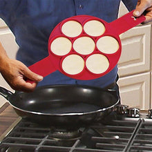 Load image into Gallery viewer, Hirundo Non-stick Silicone Pancake Mold Ring