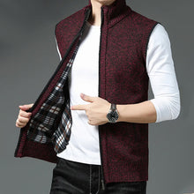 Load image into Gallery viewer, Men&#39;s Fleece Vest