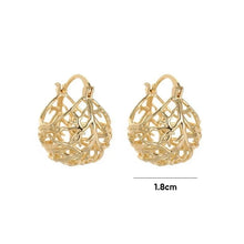 Load image into Gallery viewer, Fashion Cutout Earrings