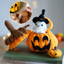 Load image into Gallery viewer, Halloween Crochet Kit