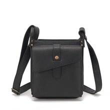 Load image into Gallery viewer, Leather Shoulder Bag With A Unique Design