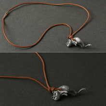 Load image into Gallery viewer, Scruffy Cat Necklace