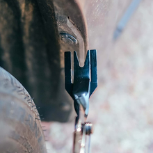 Load image into Gallery viewer, Plastic Rivet Snap Pliers